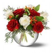 Seasonal bowl arrangement